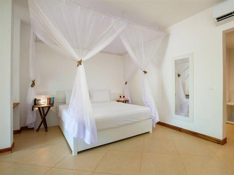 Baobab Beach Resort Нунгви Екстериор снимка