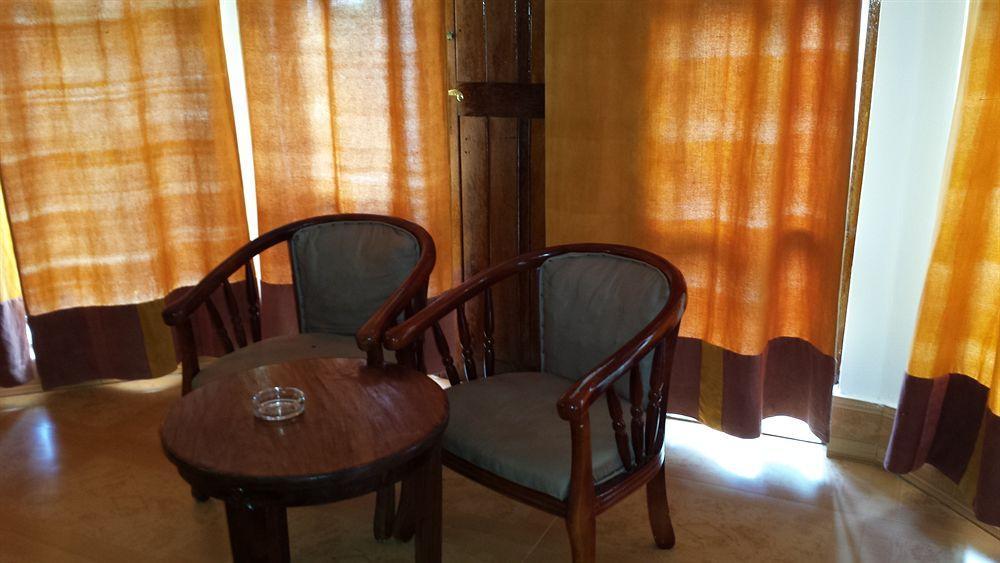 Baobab Beach Resort Нунгви Екстериор снимка
